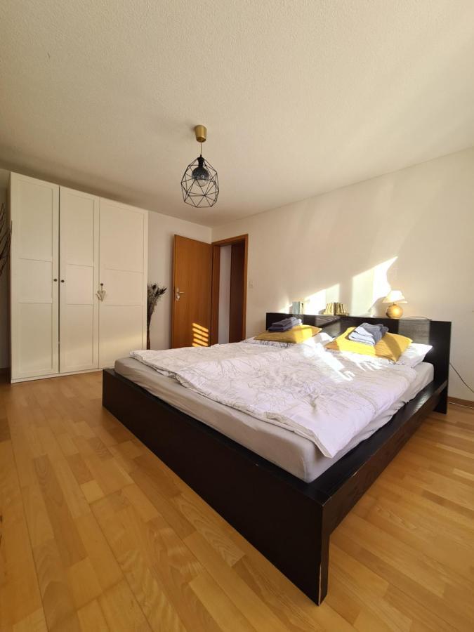 Home Away From Home Staad Bagian luar foto